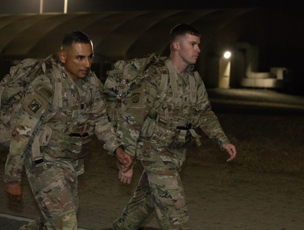 U.S. ARMY Best Squad Competition: CSM Garza supports competitors