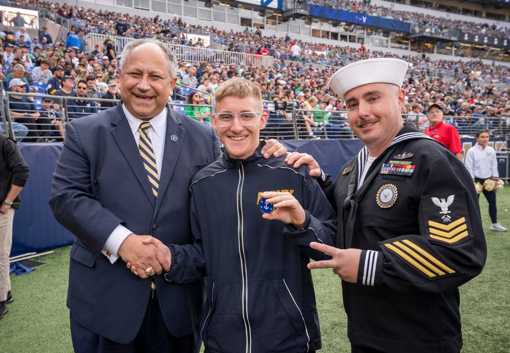 Recruiter’s son enlists in the Navy