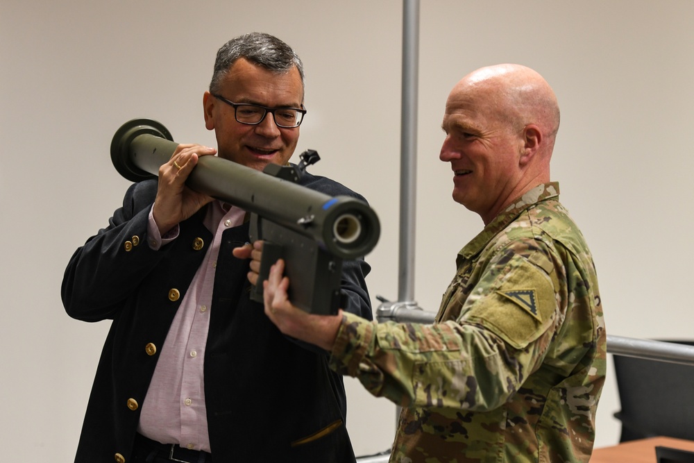 Dr. Florian Herrmann visits 7th Army Training Command