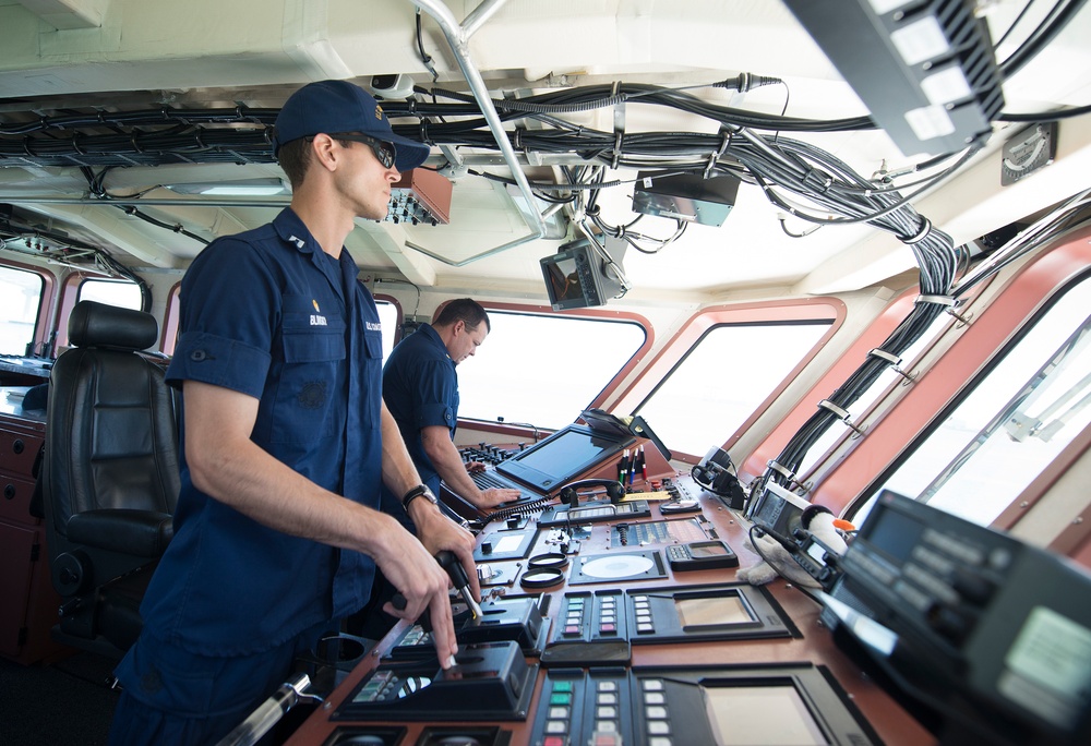 U.S. Coast Guard Cutter Tern hosts Naval Postgraduate School students from Morocco