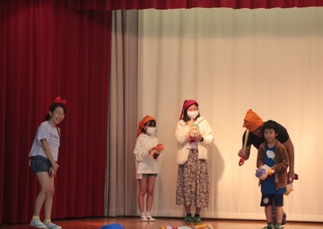 EMBODYING THE IMPORTANCE OF MUTUAL UNDERSTANDING, THE MARINE CORPS IN ACTION / 相互理解の重要性を体現、支援する海兵隊