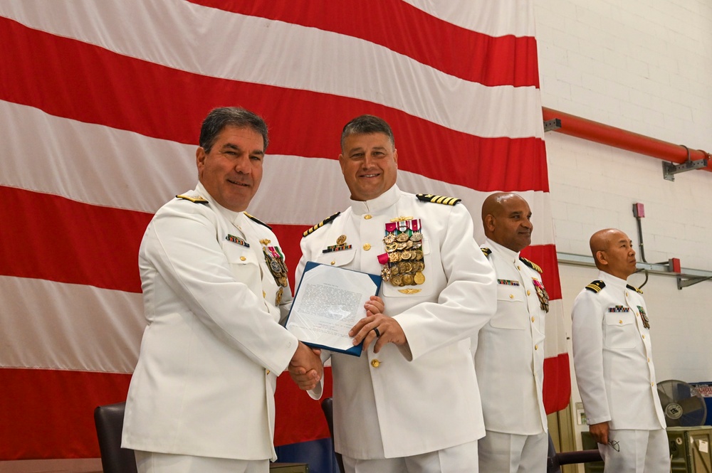 DVIDS - Images - NAVSUP FLCSI Holds Change of Command Ceremony [Image 2 ...