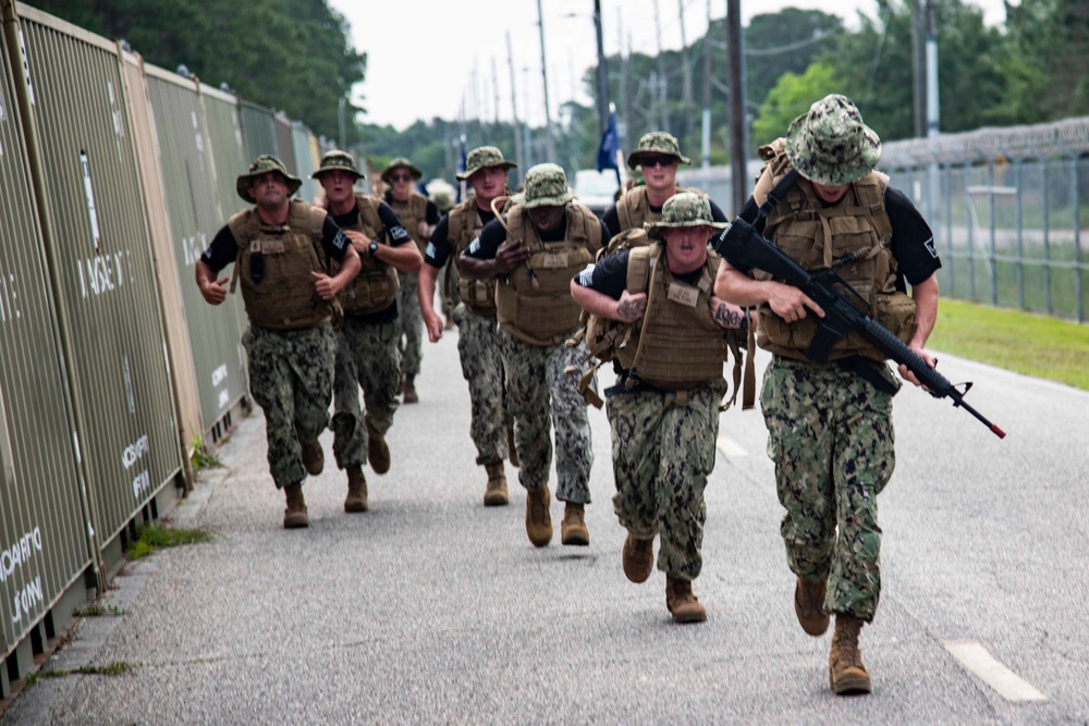 DVIDS - Images - NMCB 133 Conducts Homeport Operations [Image 9 of 41]