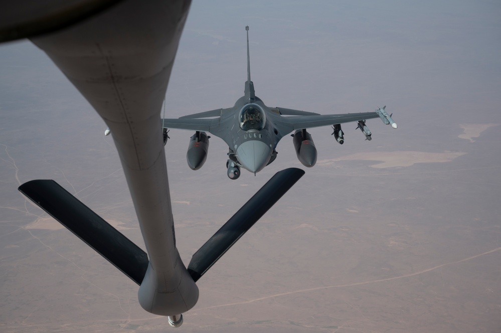 KC-135 Stratotanker crew conduct ACE operations, refuel F-16 Fighting Falcon