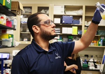 AFRL eyes development of next-generation textile for DAF uniforms