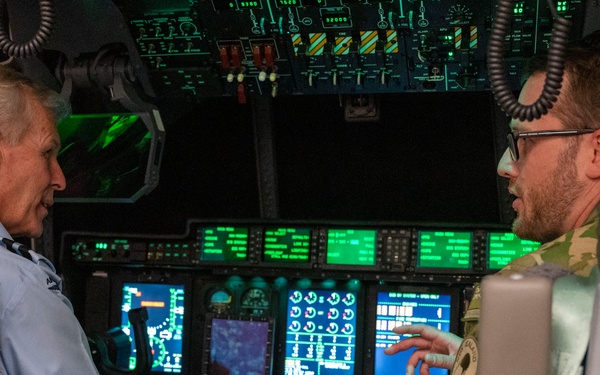 RNZAF Deputy Chief of Air Force visits Herk Nation