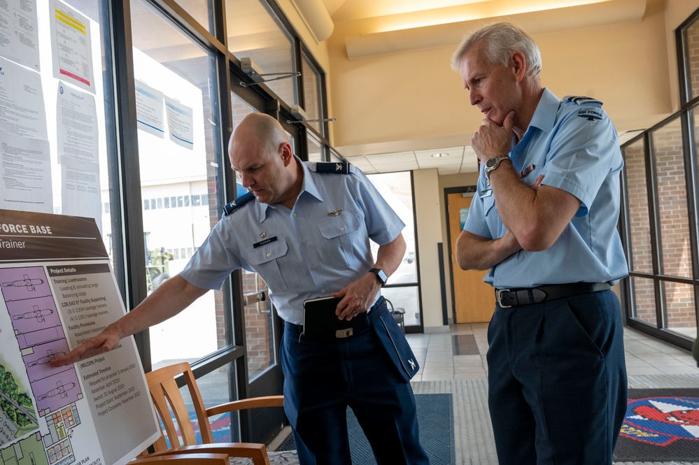 RNZAF Deputy Chief of Air Force visits Herk Nation