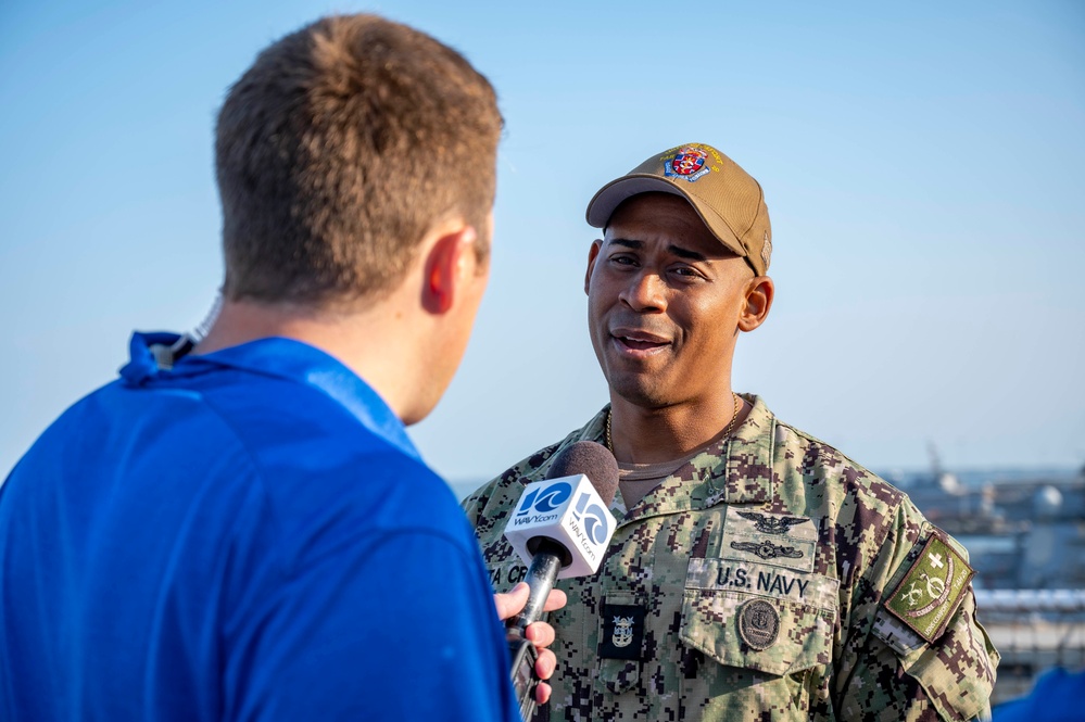 Wavy's Navy Ship Salute:  USNS Comfort