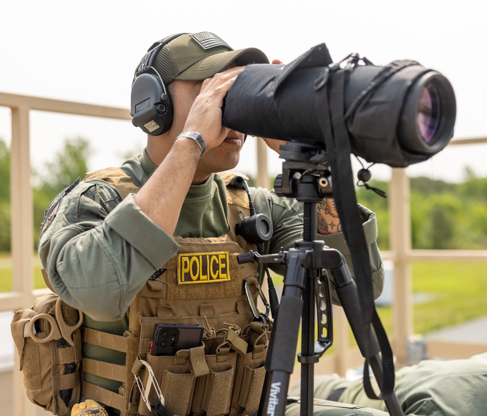 Quantico Special Reaction Team conducts a training event on Range 14-G