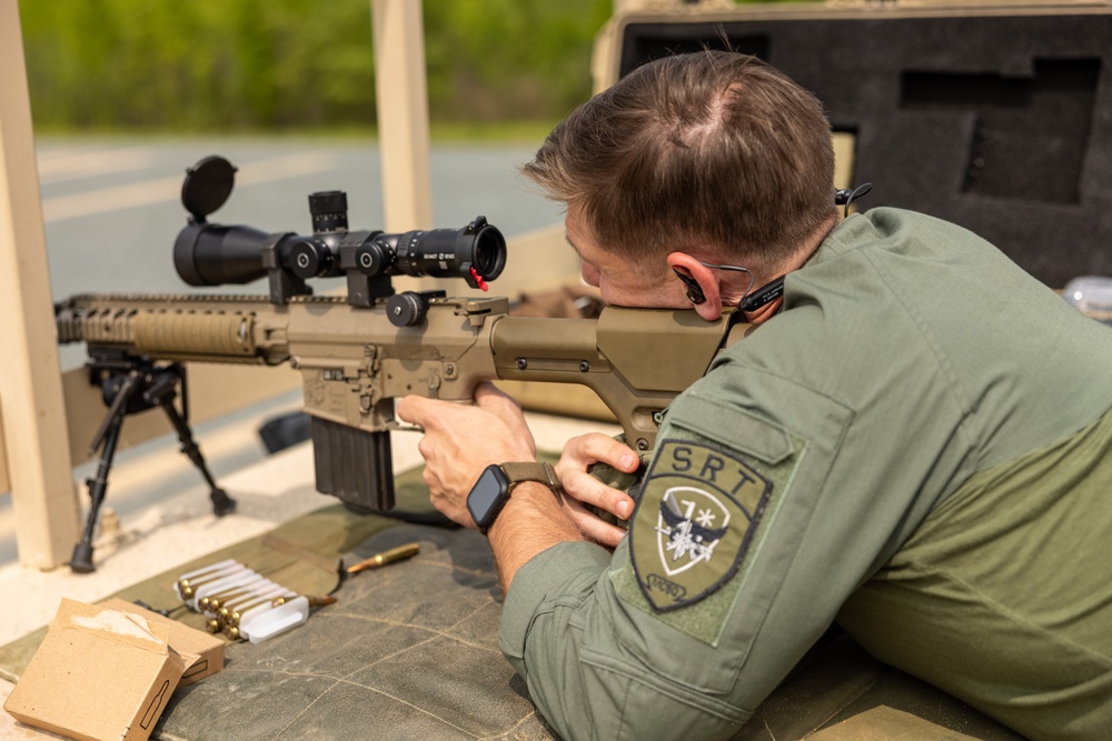 Quantico Special Reaction Team Conducts a training event on Range 14-G