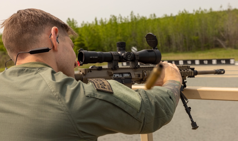 Quantico Special Reaction Team conducts a training event on Range 14-G