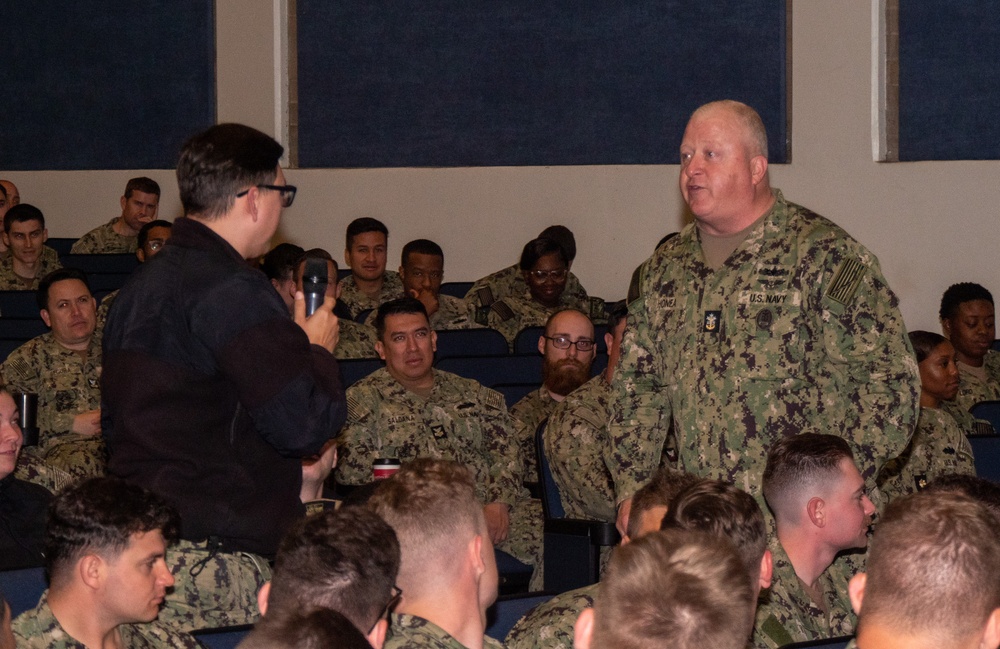 MCPON visits NBVC