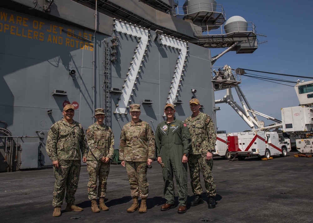 Brig. Gen. Hammerstedt Visits USS George H.W. Bush