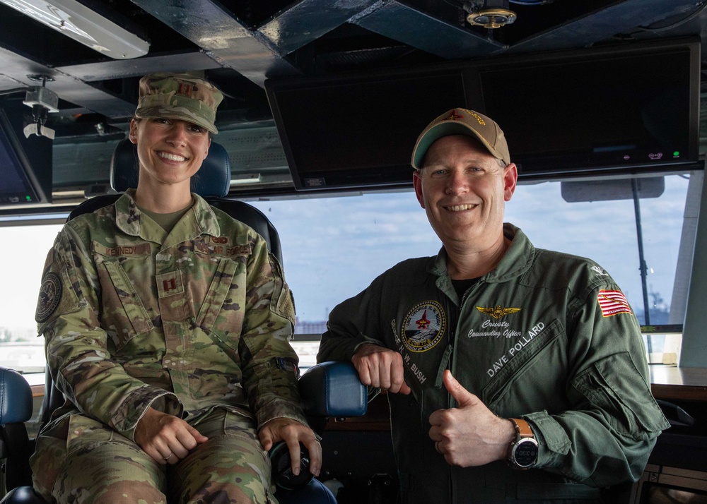 Brig. Gen. Hammerstedt Visits USS George H.W. Bush