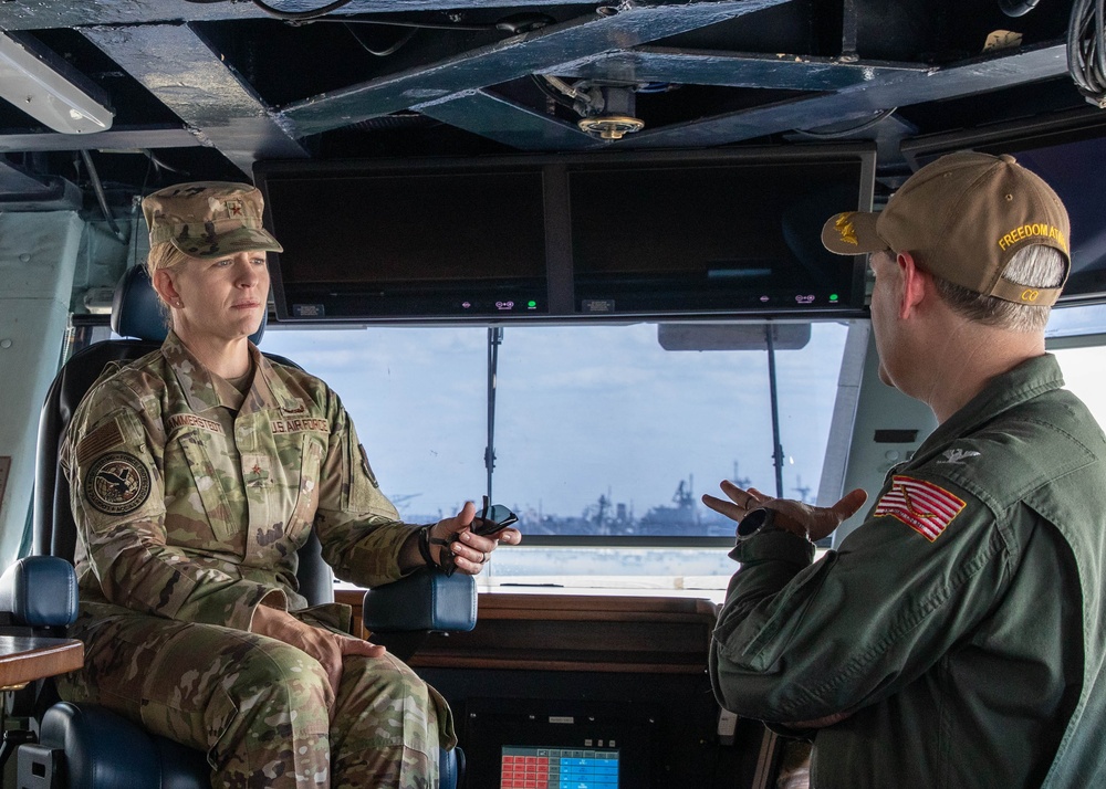 Brig. Gen. Hammerstedt Visits USS George H.W. Bush