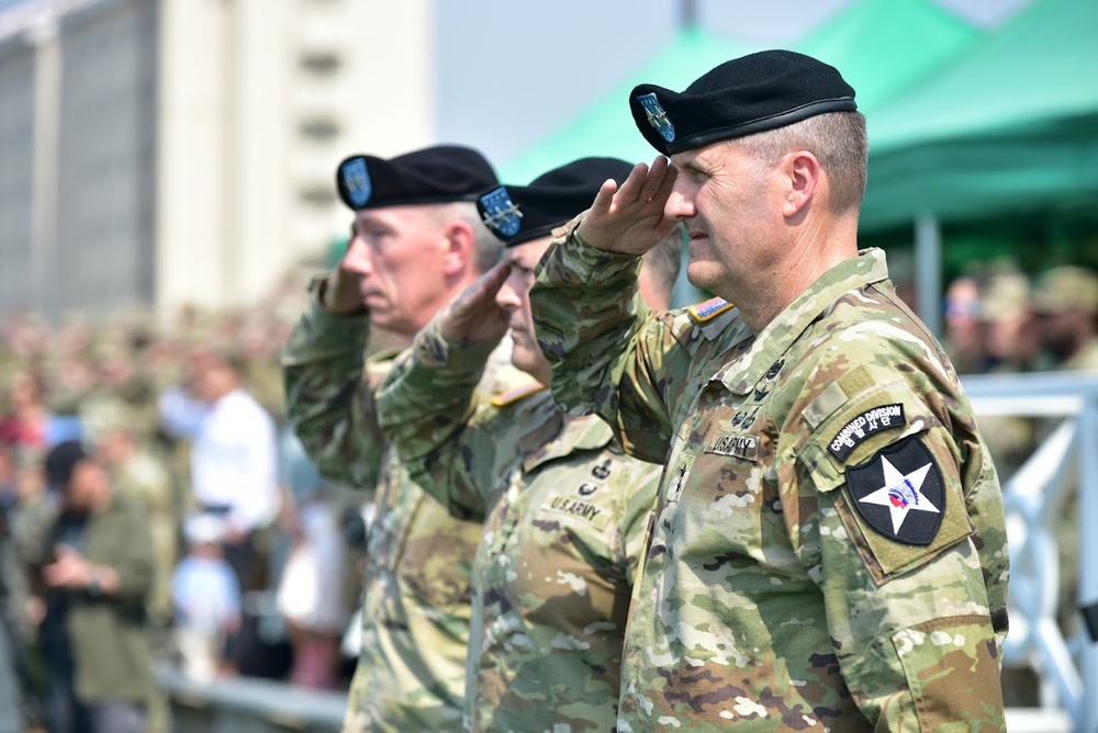 2nd Infantry Division/ROK-U.S. Combined Division Change of Command