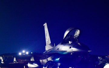 8 FW conduct night ops during KFT 23