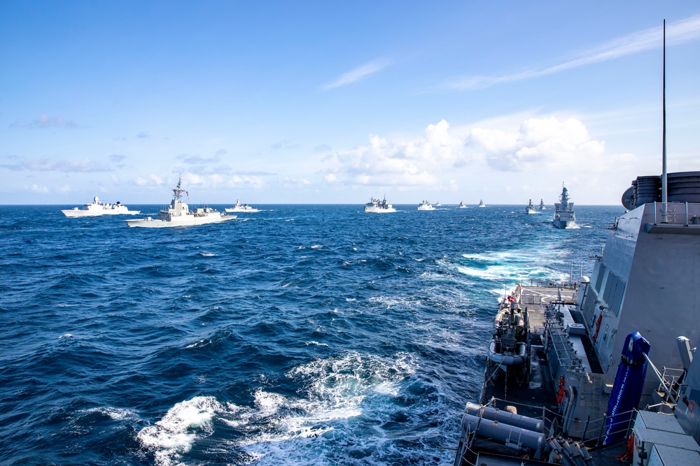 USS Porter Participates in Formidable Shield 2023