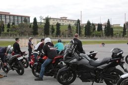 MARINE CORPS OKINAWA ENHANCES SKILLS OF ADVANCED RIDERS / 在沖海兵隊、ライダーの技術向上を図る