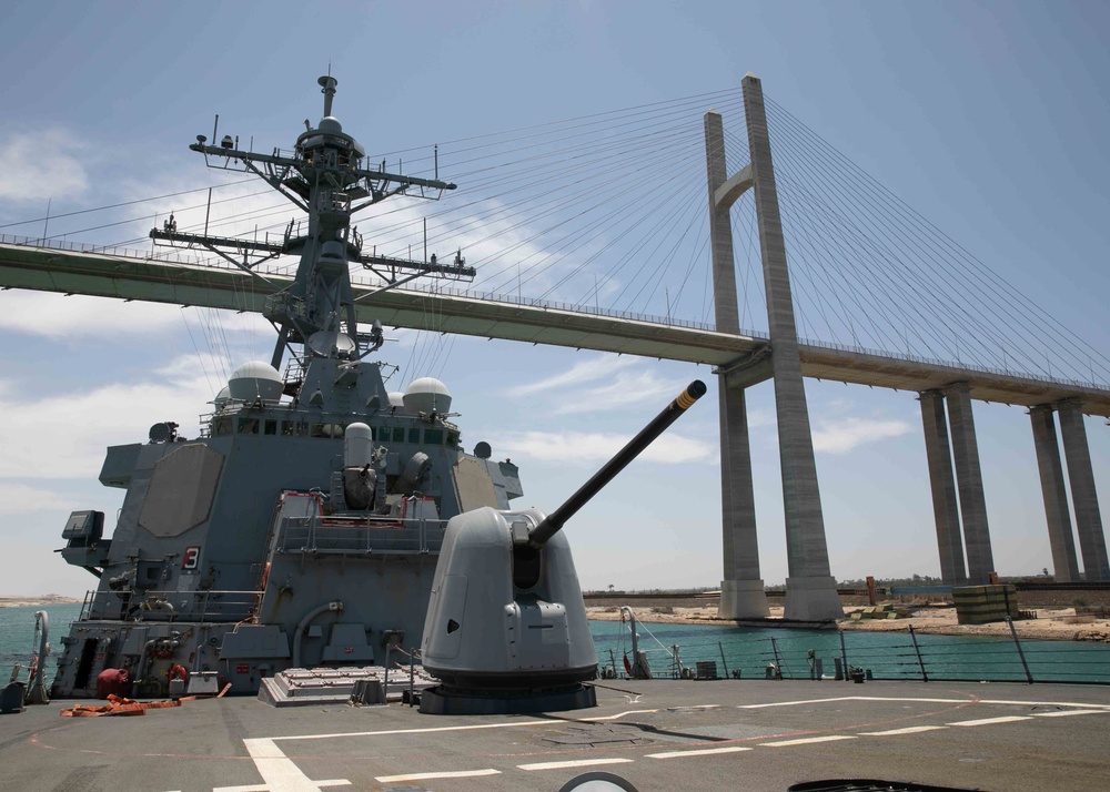 DVIDS - Images - USS Arleigh Burke Transits Suez Canal [Image 4 of 5]