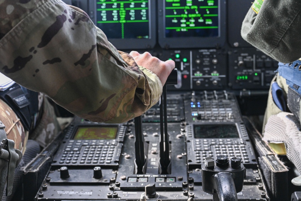 19th AW all-female aircrew inspires future female leaders