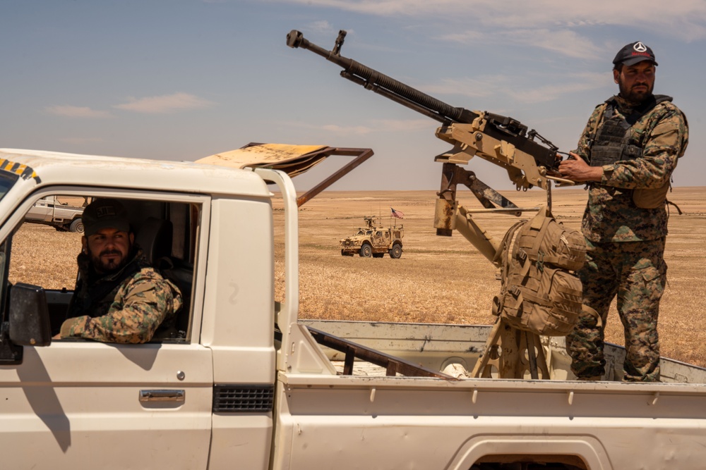 Task Force Saber conducts training exercise with members of the Syrian Free Army