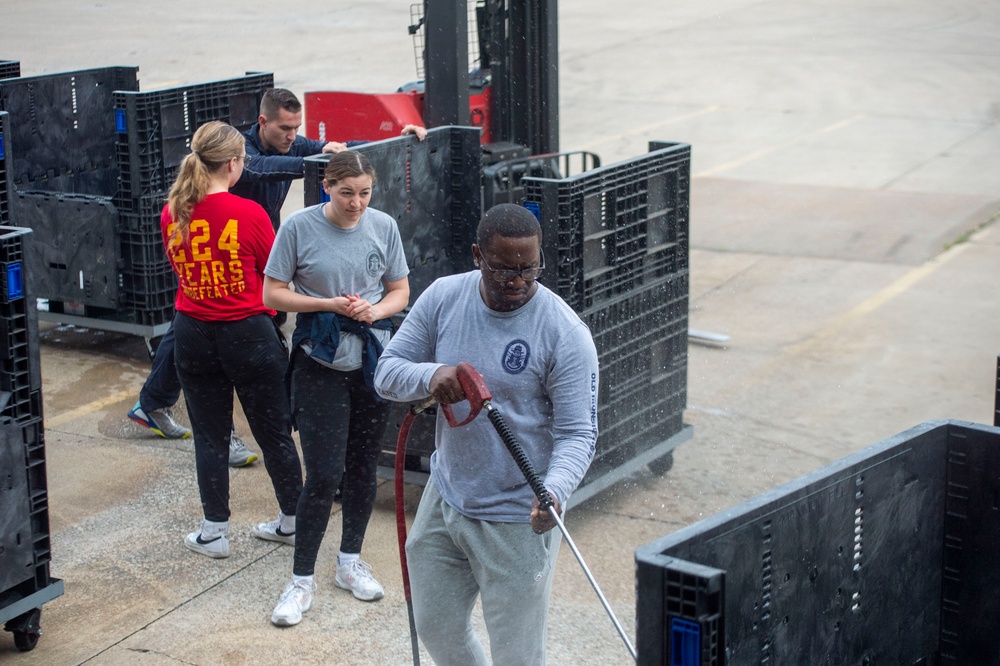 USS Constitution Sailors support St. Louis Navy Week