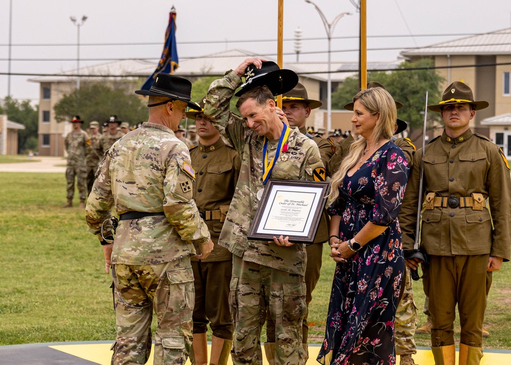 1st Air Cavalry Brigade Welcomes New Command Chief Warrant Officer