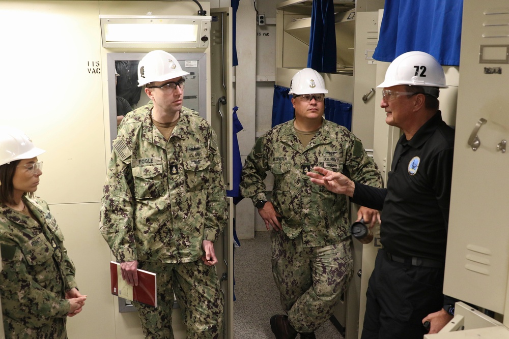 Abraham Lincoln Sailors attends zone inspection training