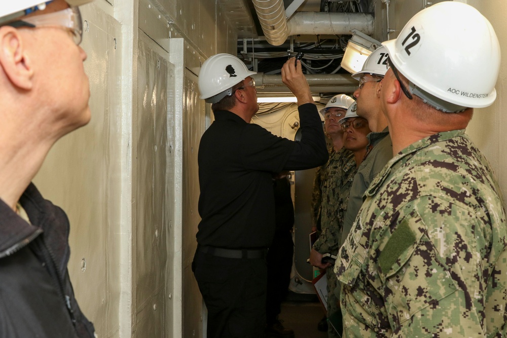 Abraham Lincoln Sailors attends zone inspection training