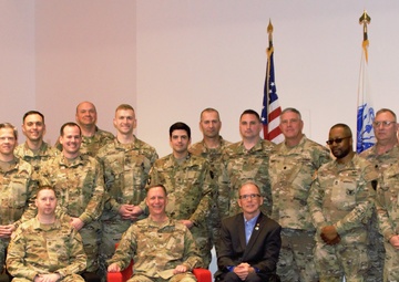 World-renowned biomedical engineer speaks to CECOM Det 7 Soldiers