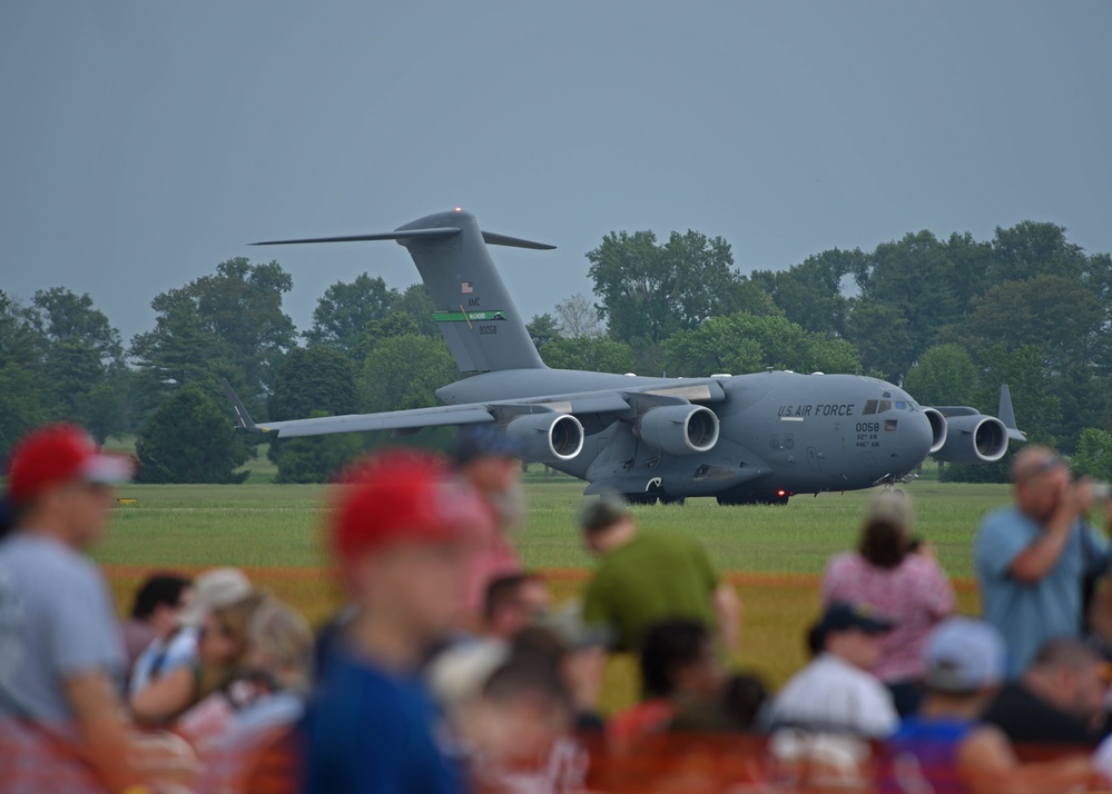 C-17 West Coast Demo Team showcases mobility capabilities at 2023 Scott AFB Air Show