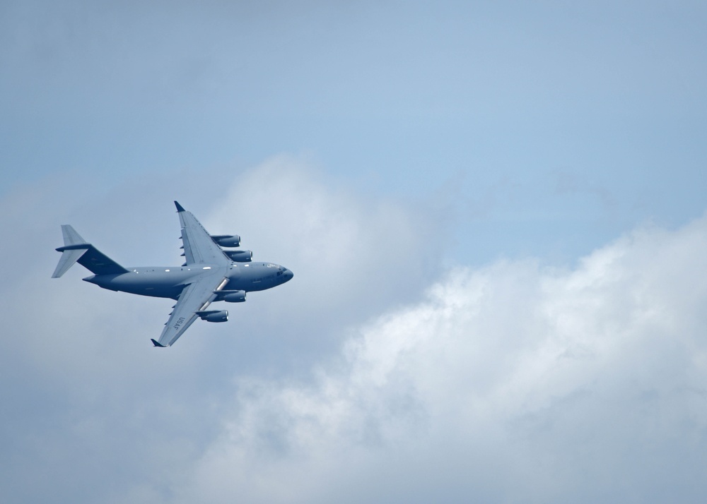 C-17 West Coast Demo Team showcases mobility capabilities at 2023 Scott AFB Air Show