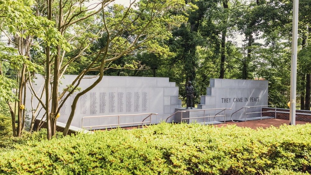 Lejeune Memorial Gardens - The Beirut Memorial Wall