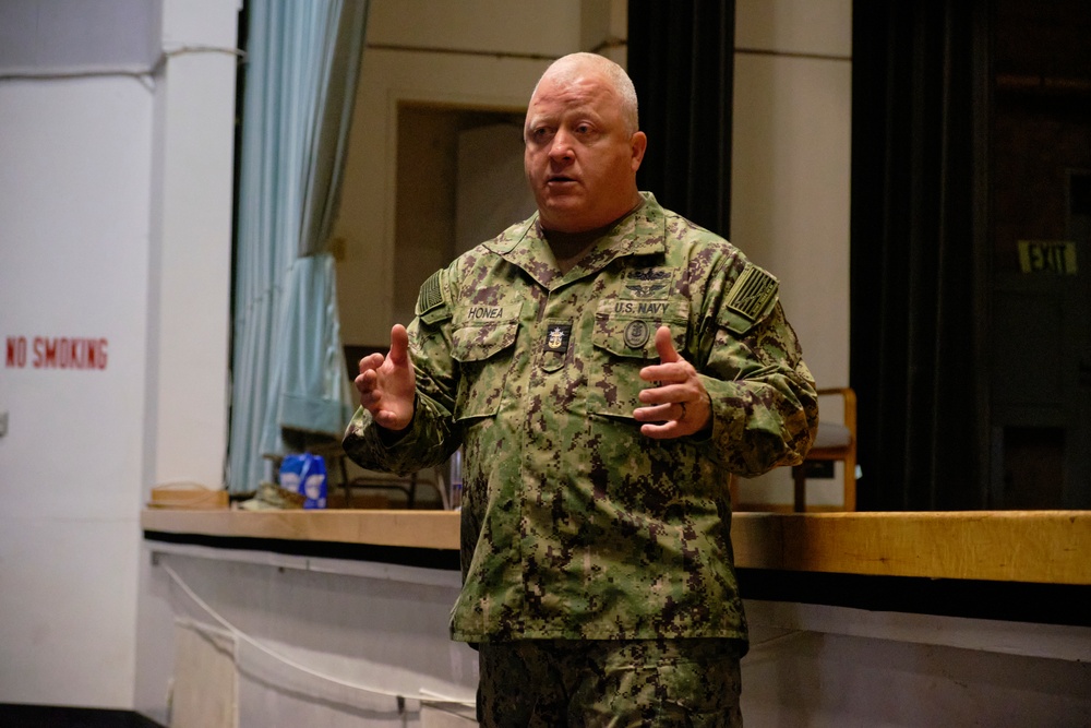 MCPON Visits Point Mugu