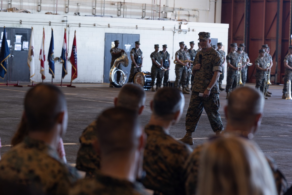 VMM-262 CHANGE OF COMMAND