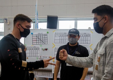 US MARINES JOIN CROSS-CULTURAL EXCHANGE, HELP EXPAND LOCAL COMMUNITY ASSOCIATIONS /米海兵隊員、異文化交流に参加し地域自治会拡大に貢献