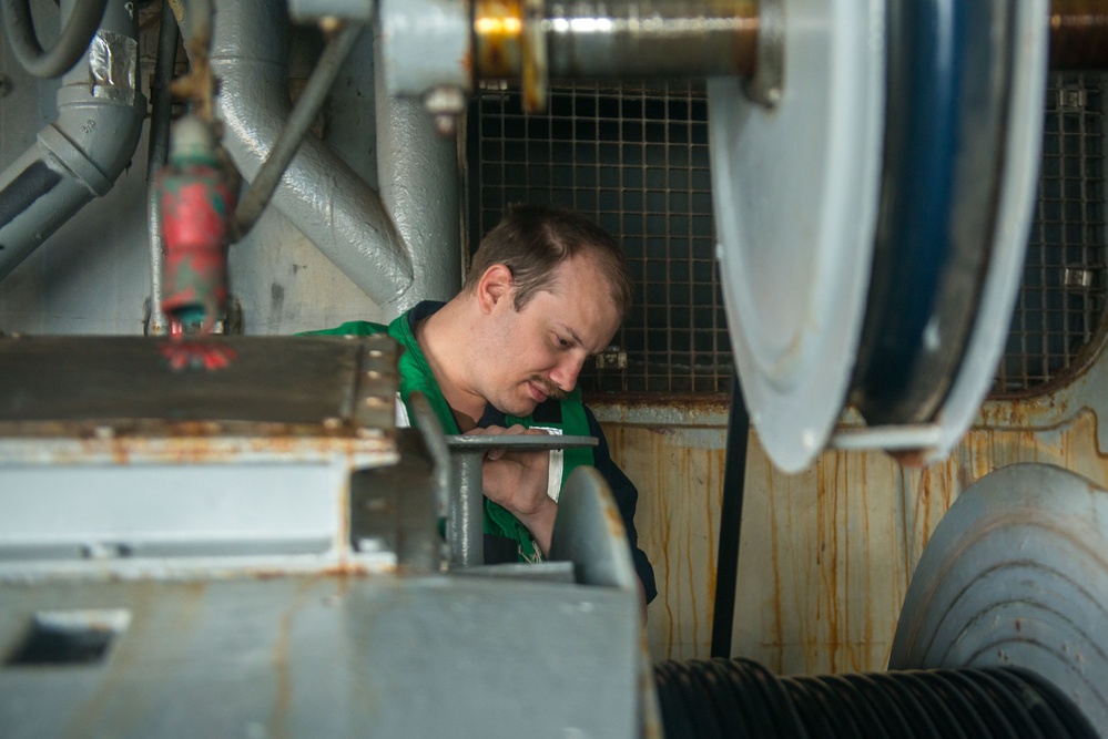 USS Ronald Reagan (CVN 76) NIXIE test