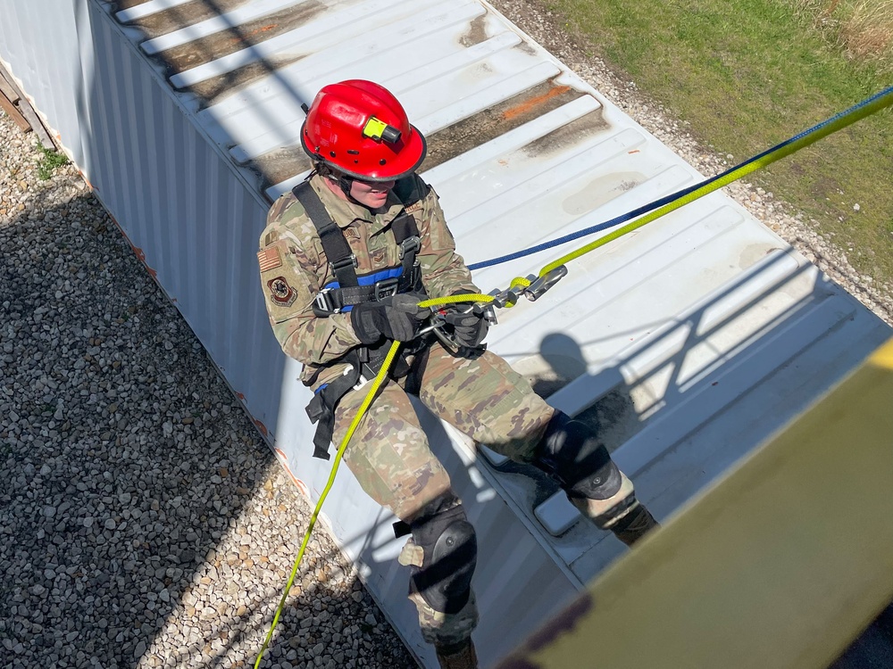 Medical Airmen conduct search and extraction training