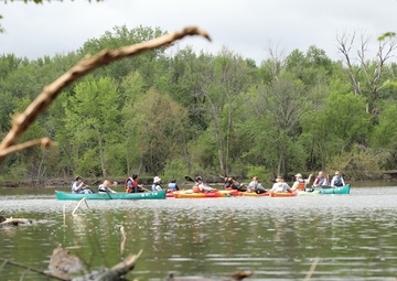 Bettendorf High School Students Tour Keithsburg HREP