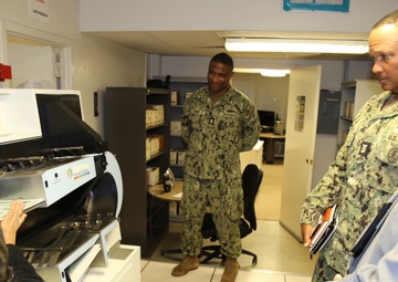 Personnel, Manpower, and Training Fleet Master Chief Visits Navy Advancement Center