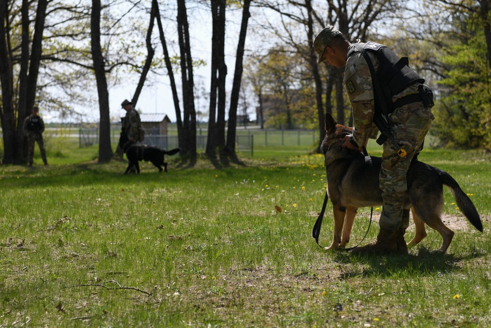 U.S. Army Military Working Dog symposium