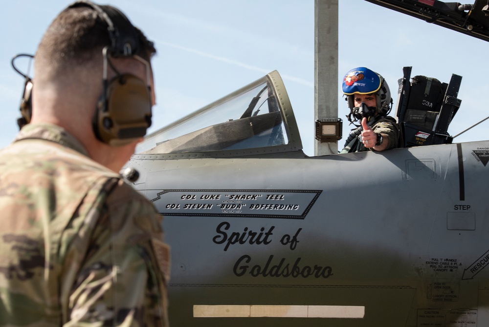 4th Fighter Wing flagship “Spirit of Goldsboro” takes off