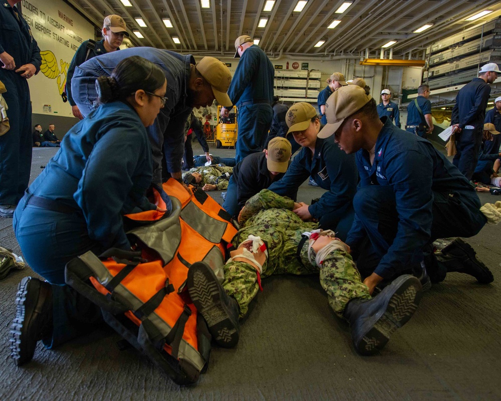 USS Boxer (LHD-4) Medical Training