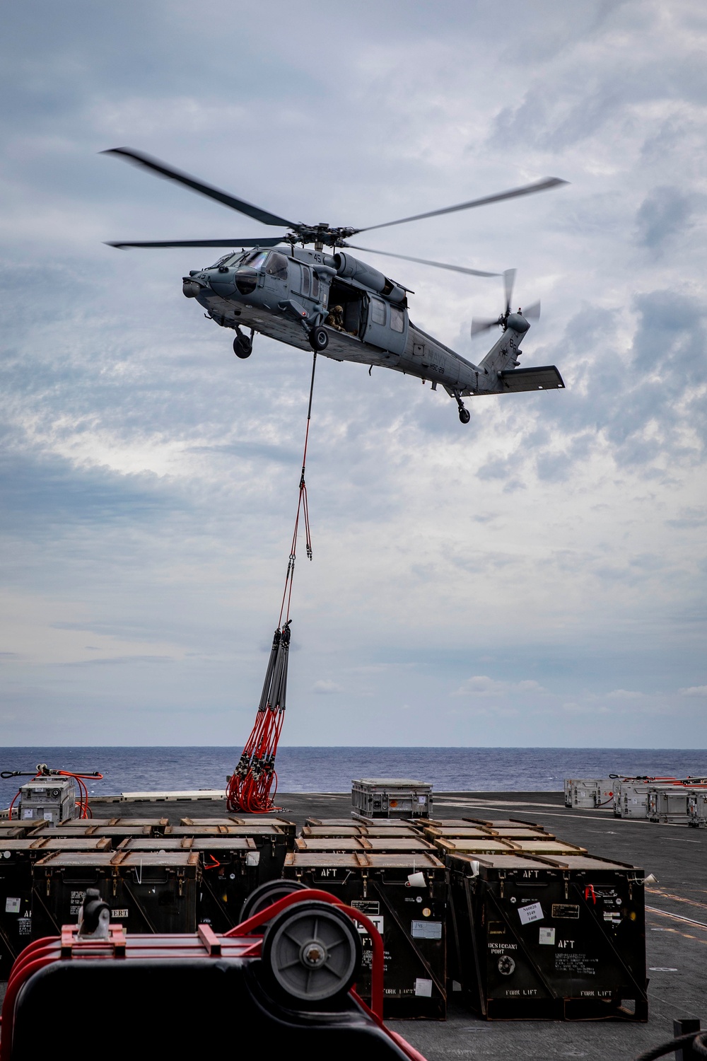 USS George H.W. Bush (CVN 77) Conducts Ordnance Offload