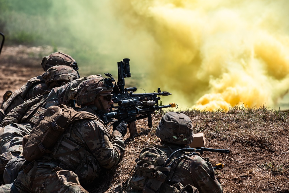 1-17 IN conducts company live fire exercise