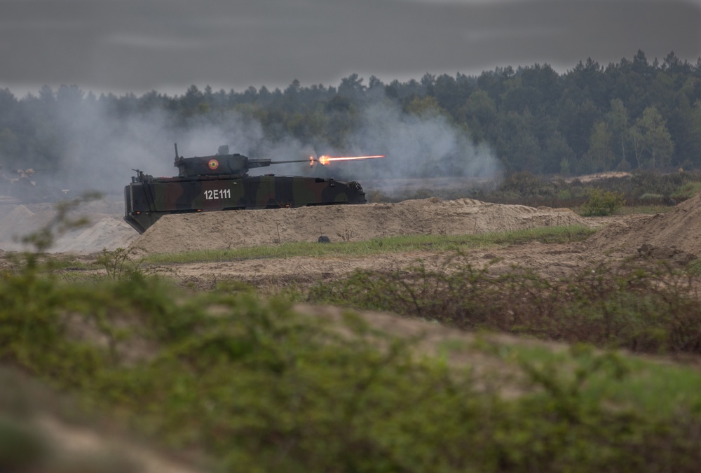 NATO Allies light up the range during Anakonda23