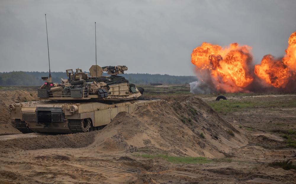 NATO Allies light up the range during Anakonda23