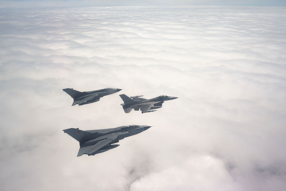 480th FS demonstrates interoperability with German Tornados