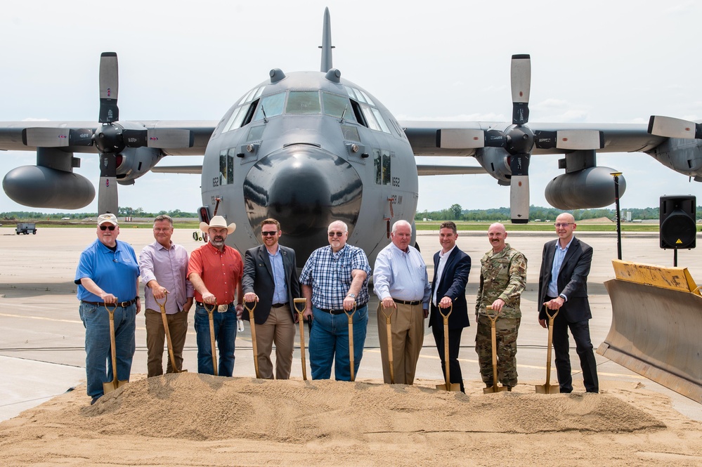 Rosecrans breaks ground on runway project